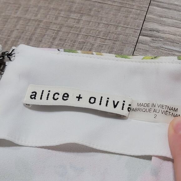 Alice + Olivia Lorinda Cropped Floral Gardenia Wide Leg Crepe Pants Size 2 - Picture 4 of 11